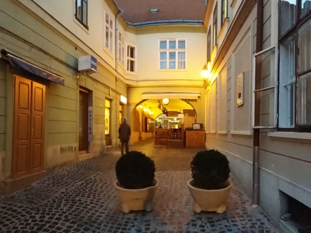 Marilyn City Center Pécs, apartman Pécs, pécsi apartman, szállás Pécs, pécsi szállás, apartman Pécs belváros